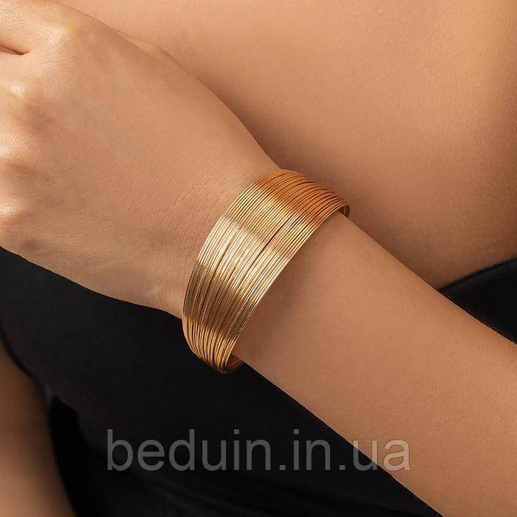 Масивний широкий браслет жорсткий "Сфера" металевий — золотистого кольору Aushal Jewellery