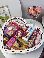 Подарок-сюрприз "Счастливые моменты" | Сладкий набор для любимых | Подарочный бокс сладкое сердце