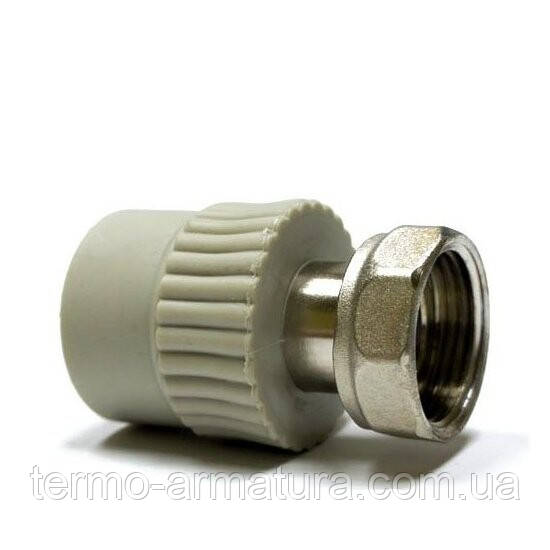 Перехід ППР Ду 20х3/4" з накидною гайкою