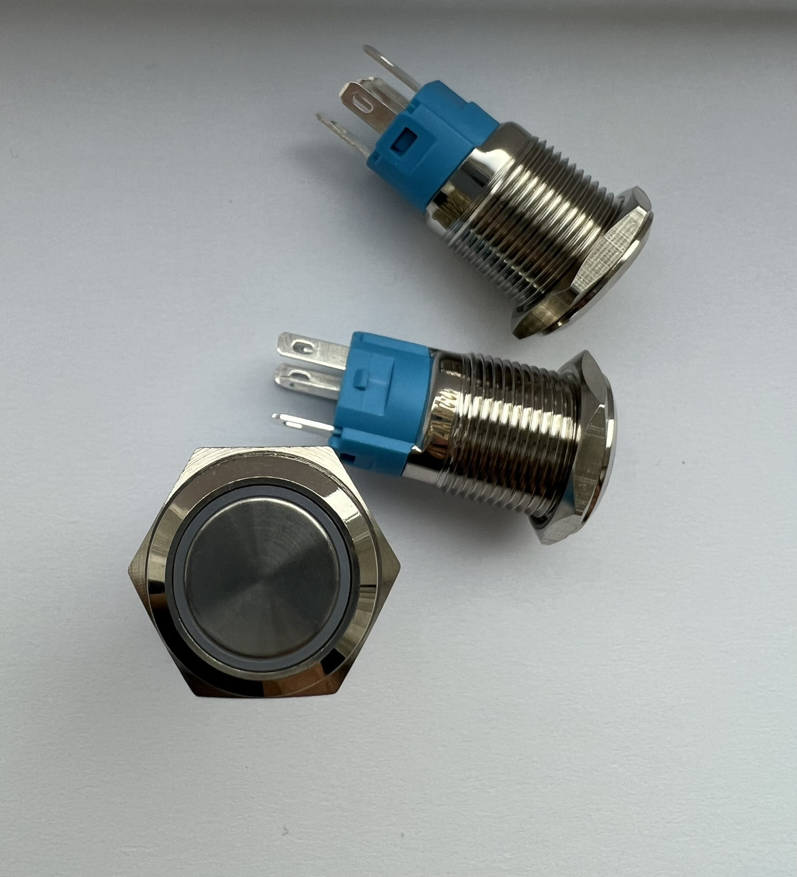 Кнопка 16 мм з фіксацією, 12-24 В, білий LED, 5pin, 16-P11Z-E, фото 1