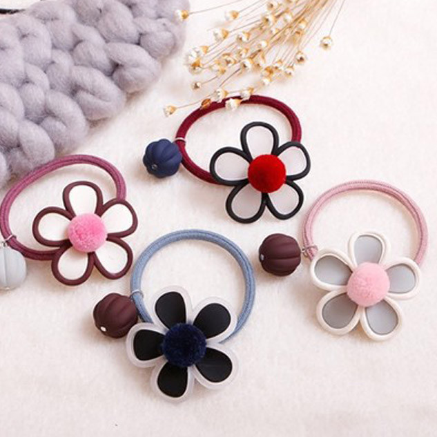 Квітка-блиск: Еластична гумка для волосся з ексклюзивним квітковим візерунком, фото 1