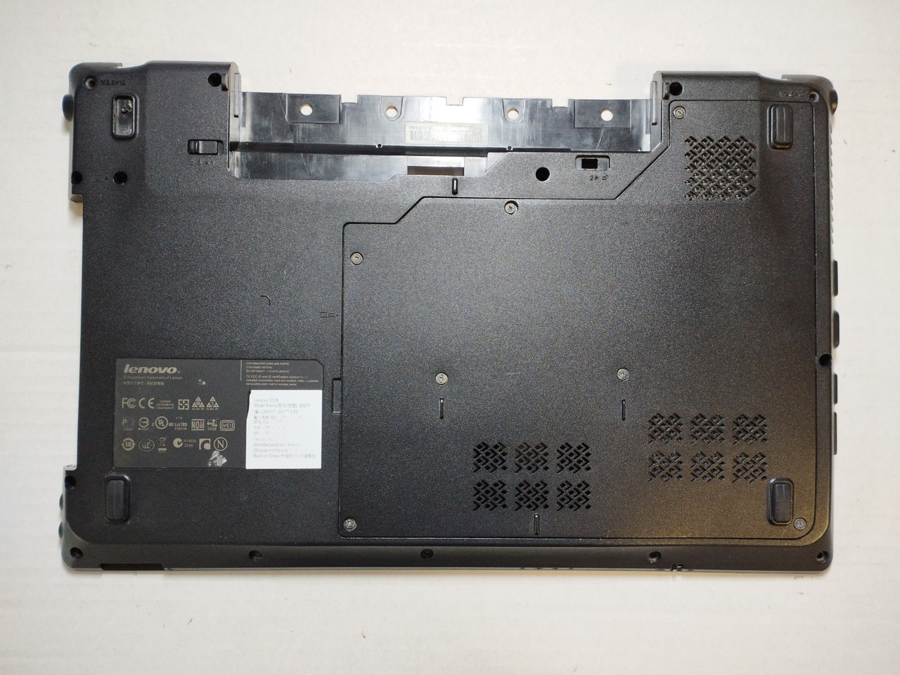 Lenovo G565, G560 Корпус D (нижня частина корпусу) БЕЗ HDMI! бу