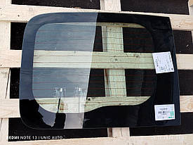 Скло задньої лівої розпашної двері Renault Kangoo 2 нове