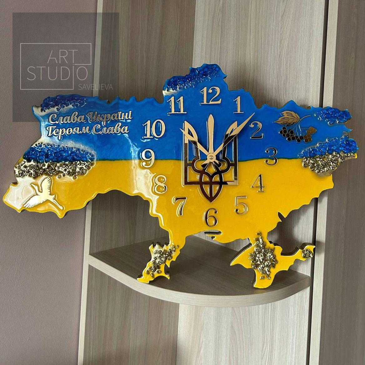 Годинник настінний з епоксидної смоли "Карта України" 40х25 см