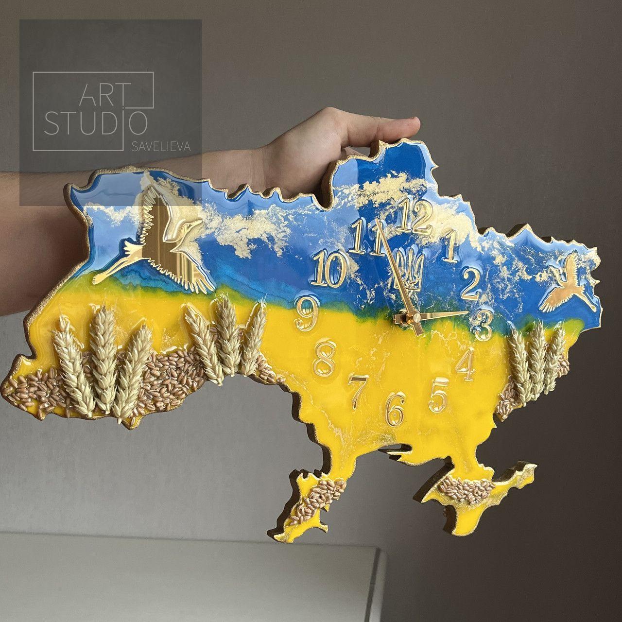 Годинник настінний з епоксидної смоли "Карта України" 40х25 см