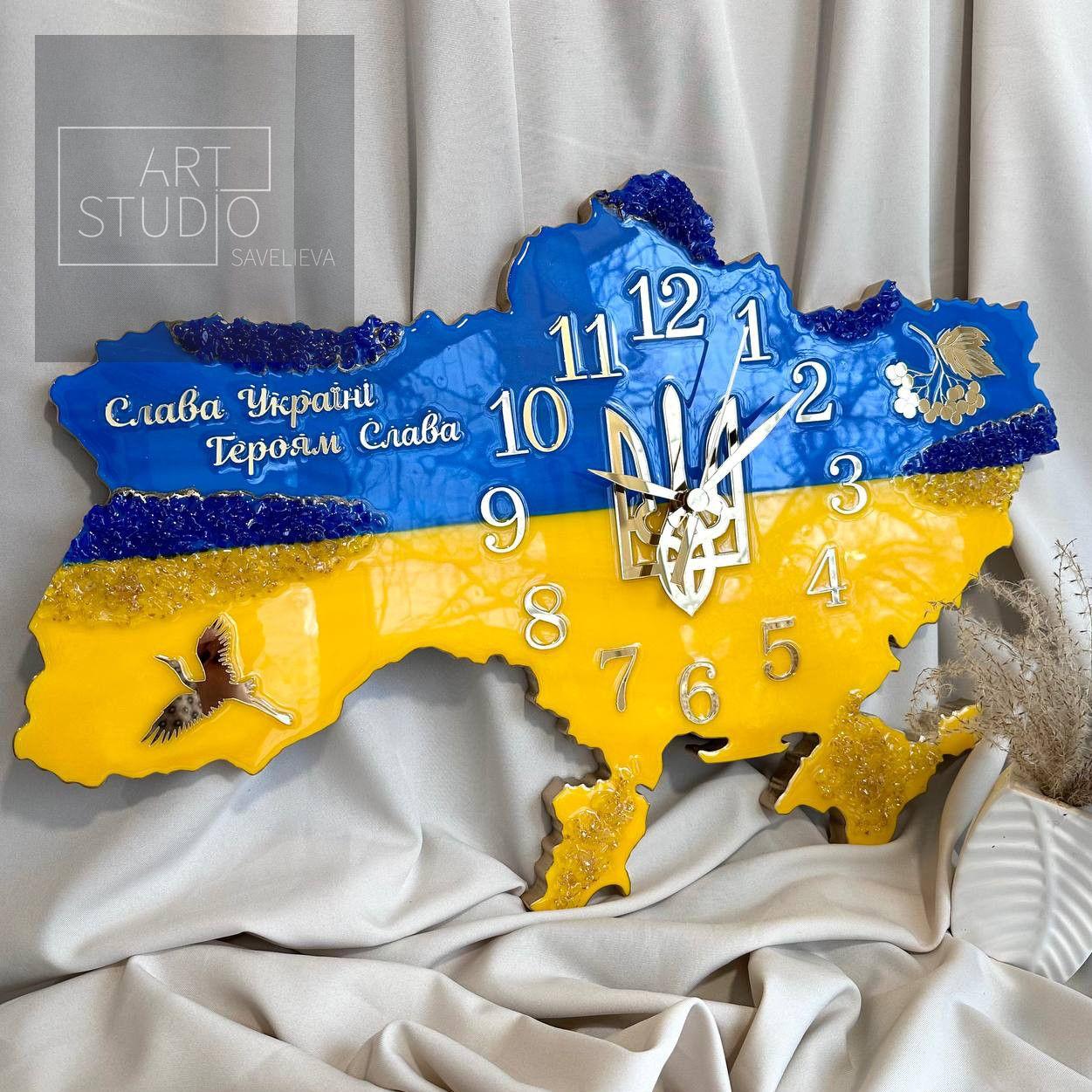 Годинник настінний з епоксидної смоли "Карта України" 40х27 см
