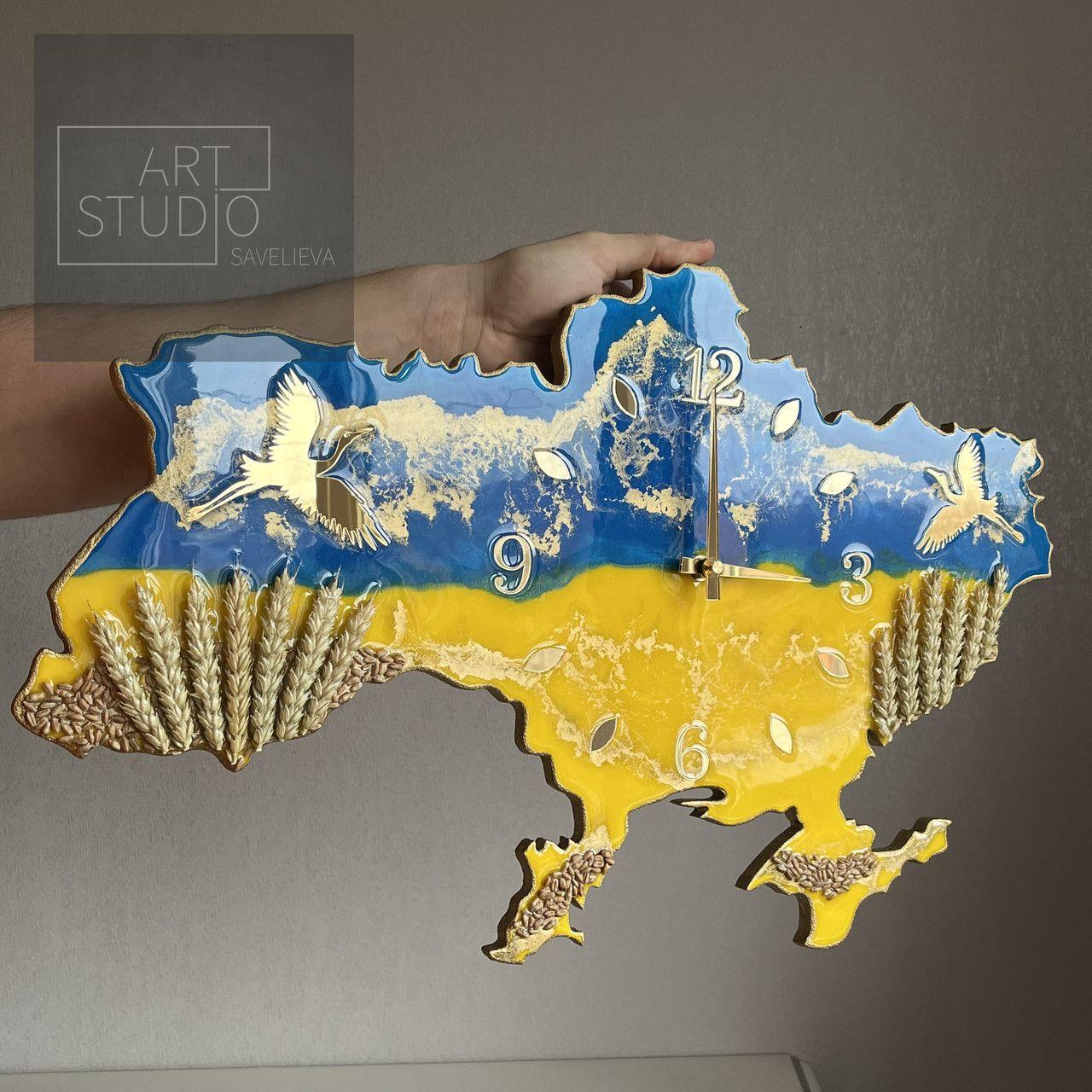 Годинник настінний з епоксидної смоли "Карта України" 40х25 см