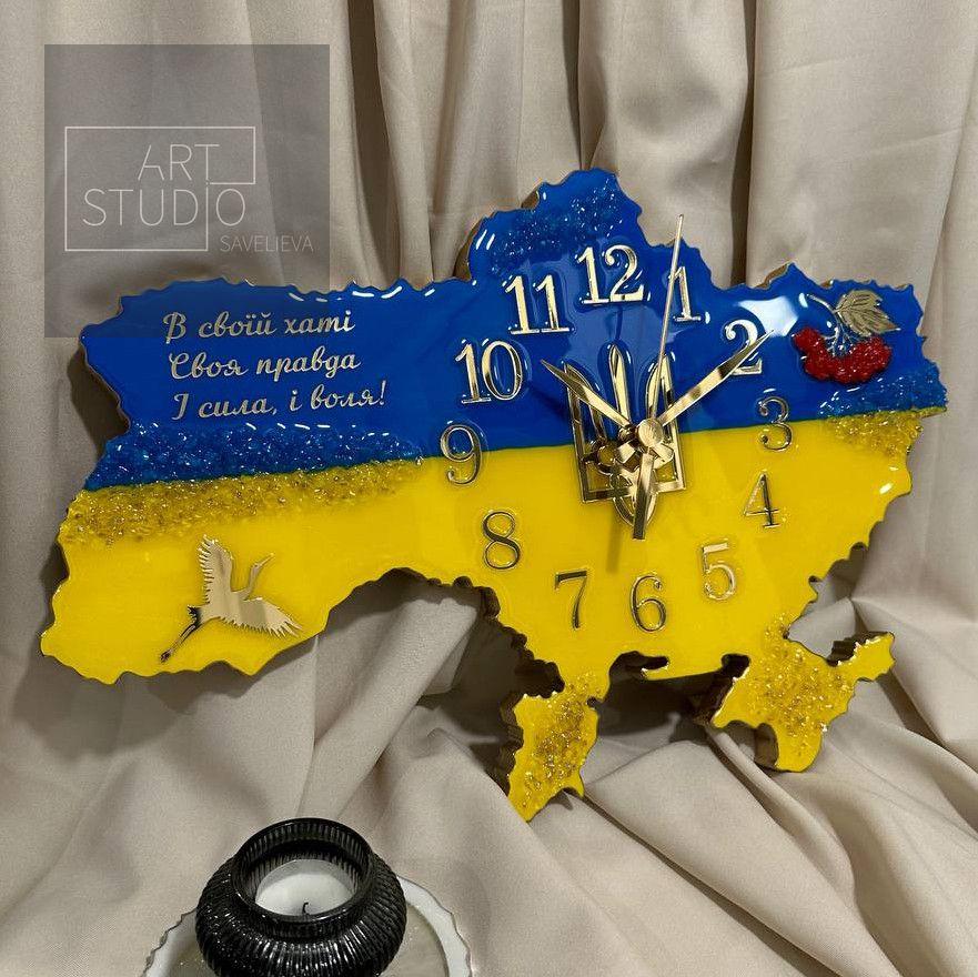 Годинник настінний з епоксидної смоли "Карта України" 40х27 см