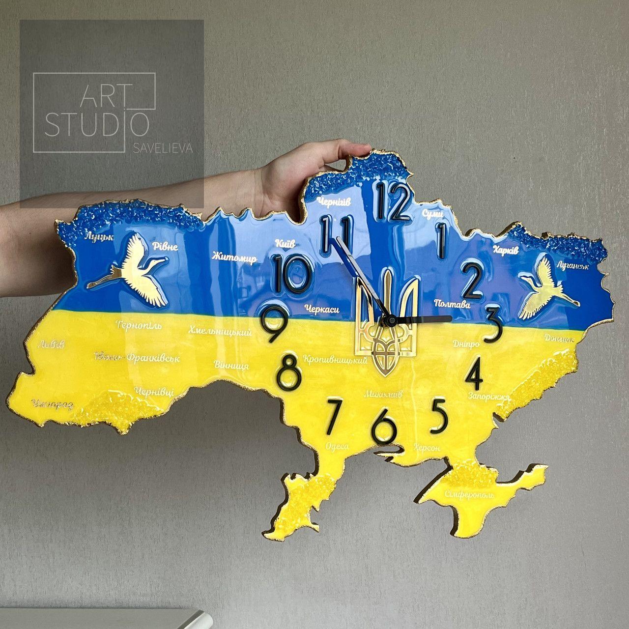Годинник настінний з епоксидної смоли "Карта України" 40х25 см