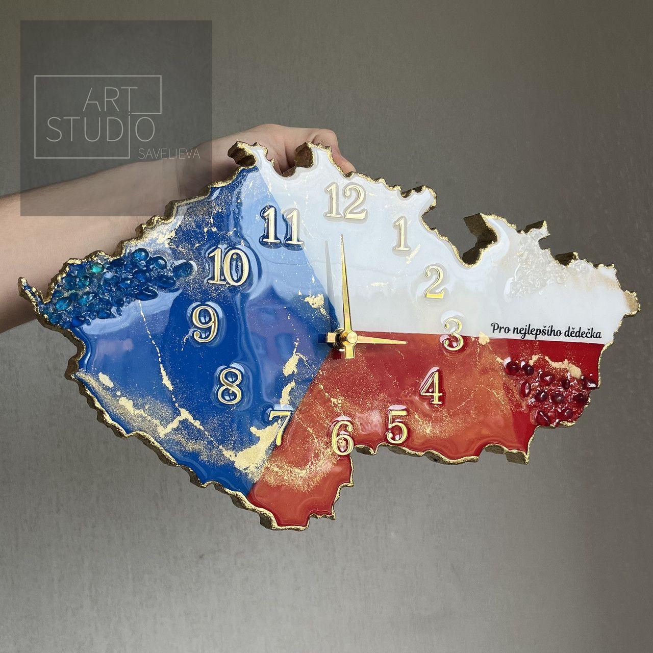 Годинник настінний з епоксидної смоли "Карта Чехії" 40х23 см