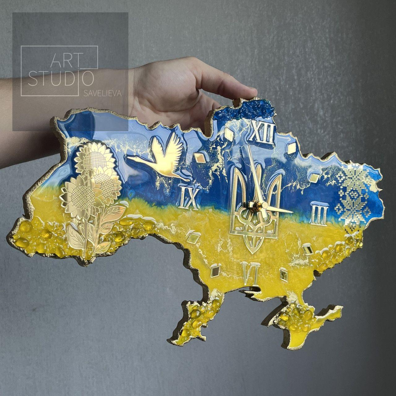 Годинник настінний з епоксидної смоли "Карта України" 40х25 см