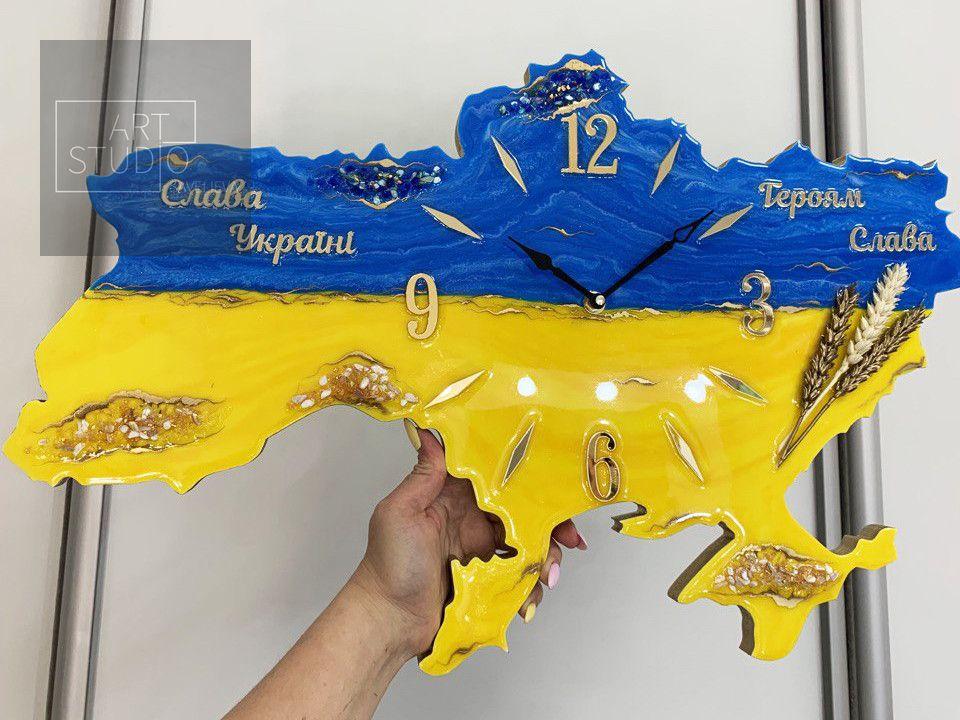 Годинник настінний з епоксидної смоли "Карта України" 40х27 см