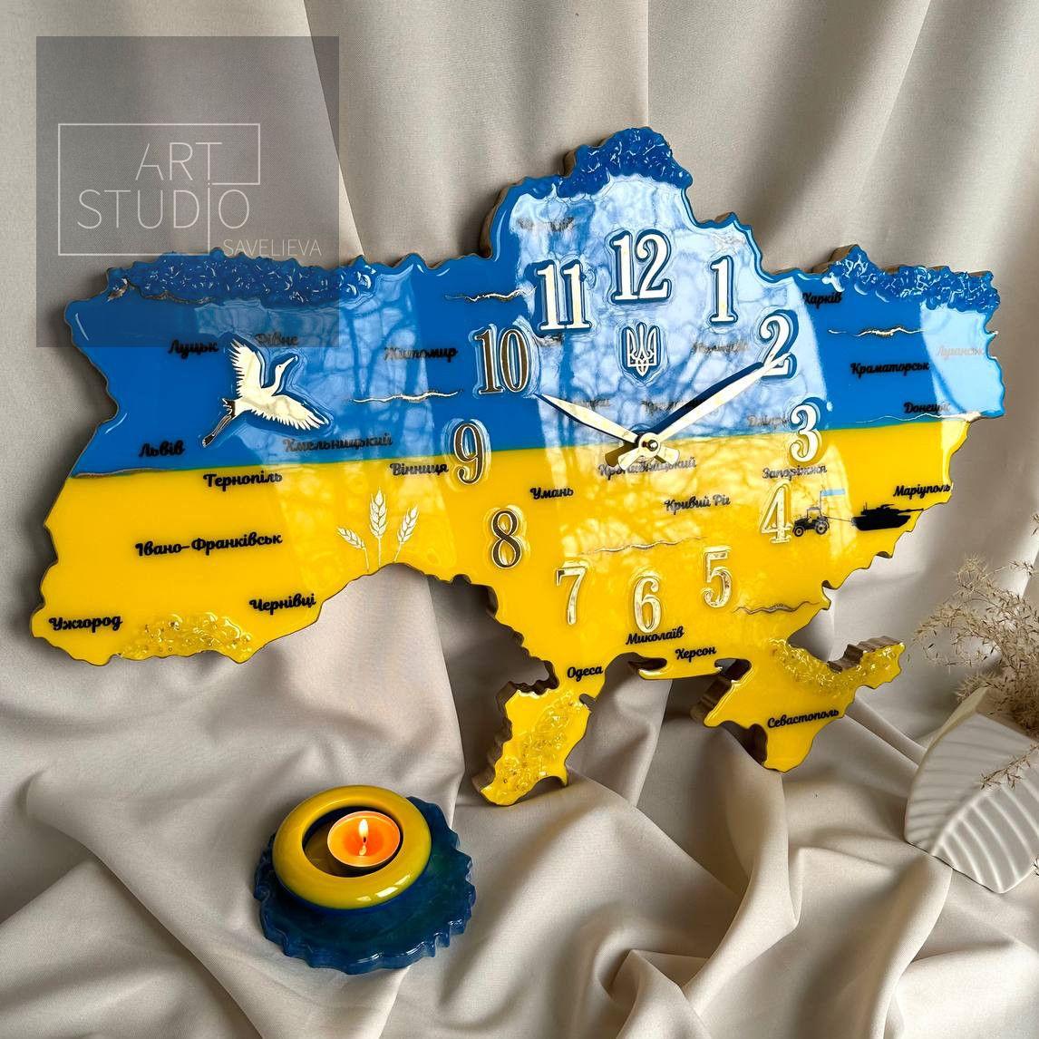 Годинник настінний з епоксидної смоли "Карта України" 40х27 см