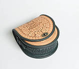 Жіноча шкіряна сумка ручної роботи з тисненим орнаментом «Калина» бежево-зелена сумка з натуральної шкіри, 20*21*8 см, фото 3