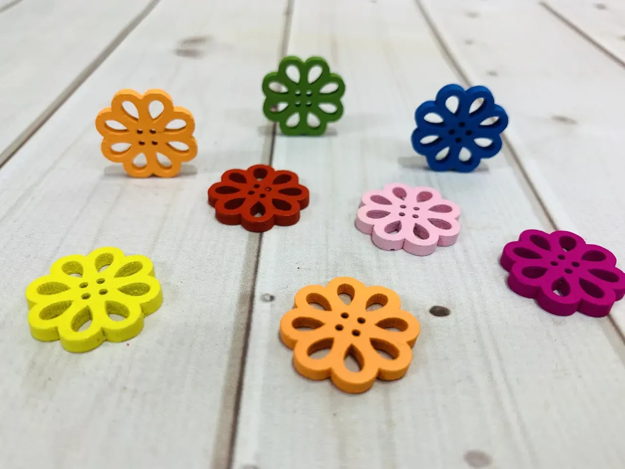 Ґудзик дерев'яний Квітка 2 мм (1 шт.)., фото 1