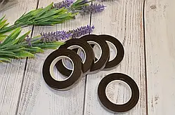 Тейп-стрічка 1.2 див. Колір - темно-коричневий.