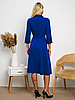 Нарядне класичне офісне жіноче плаття на запах нижче колін, синє, фото 7
