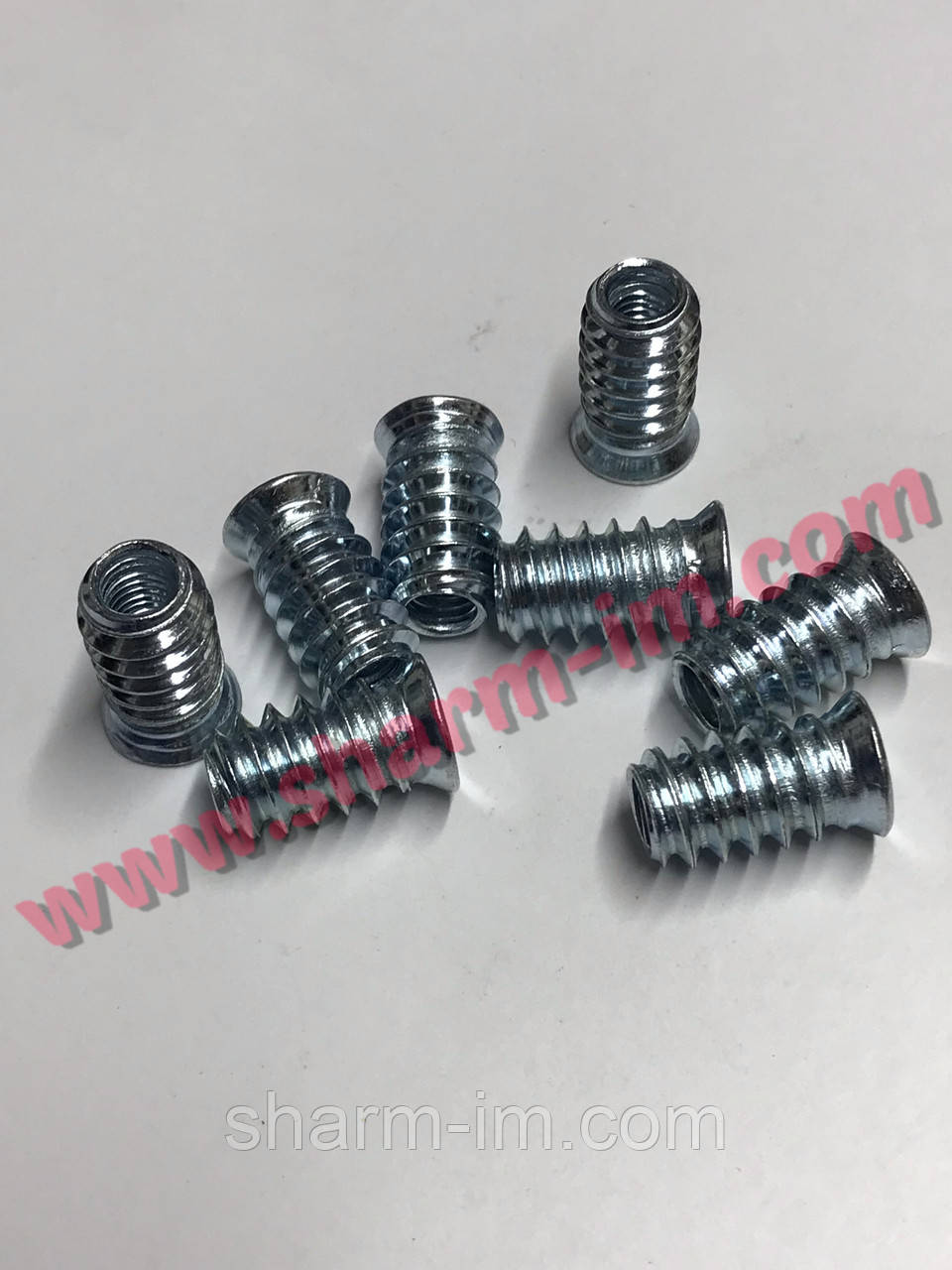 Меблева різьбова Втулка-Муфта М6х20 мм Сталева