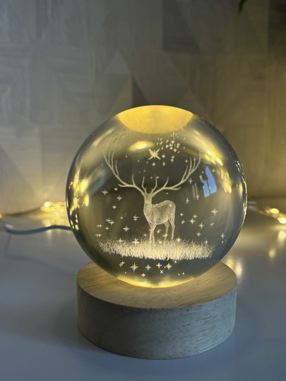 Декоративний 3D-нічник кришталева куля "Олень" з Led підсвічуванням на 60мм, прозорий