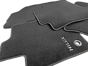 Оригинальные ворсовые коврики для Toyota Hilux (2015–2025)