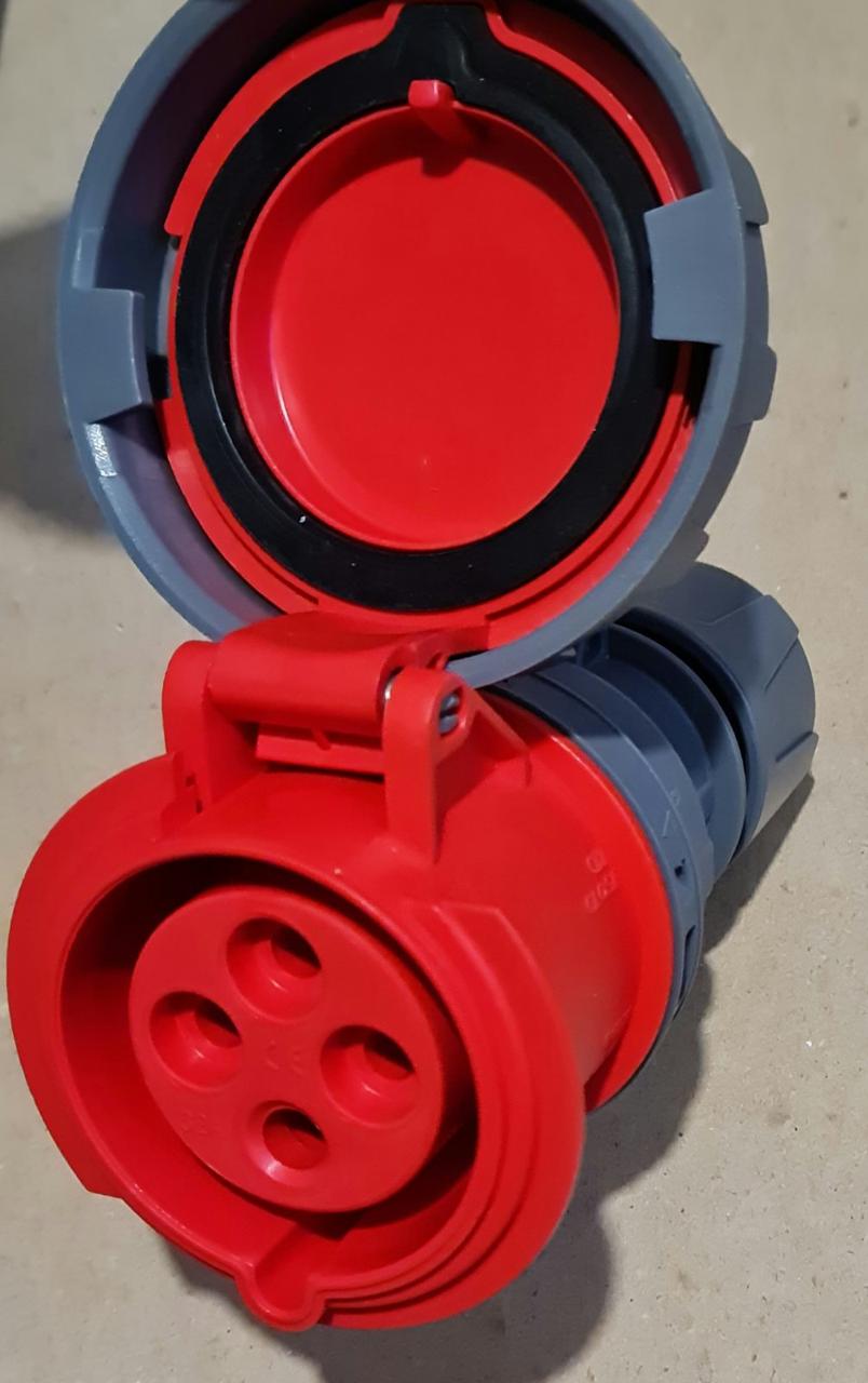 BC1-3504-7312 380V 4*32A Роз'єм (поліамід) IP67