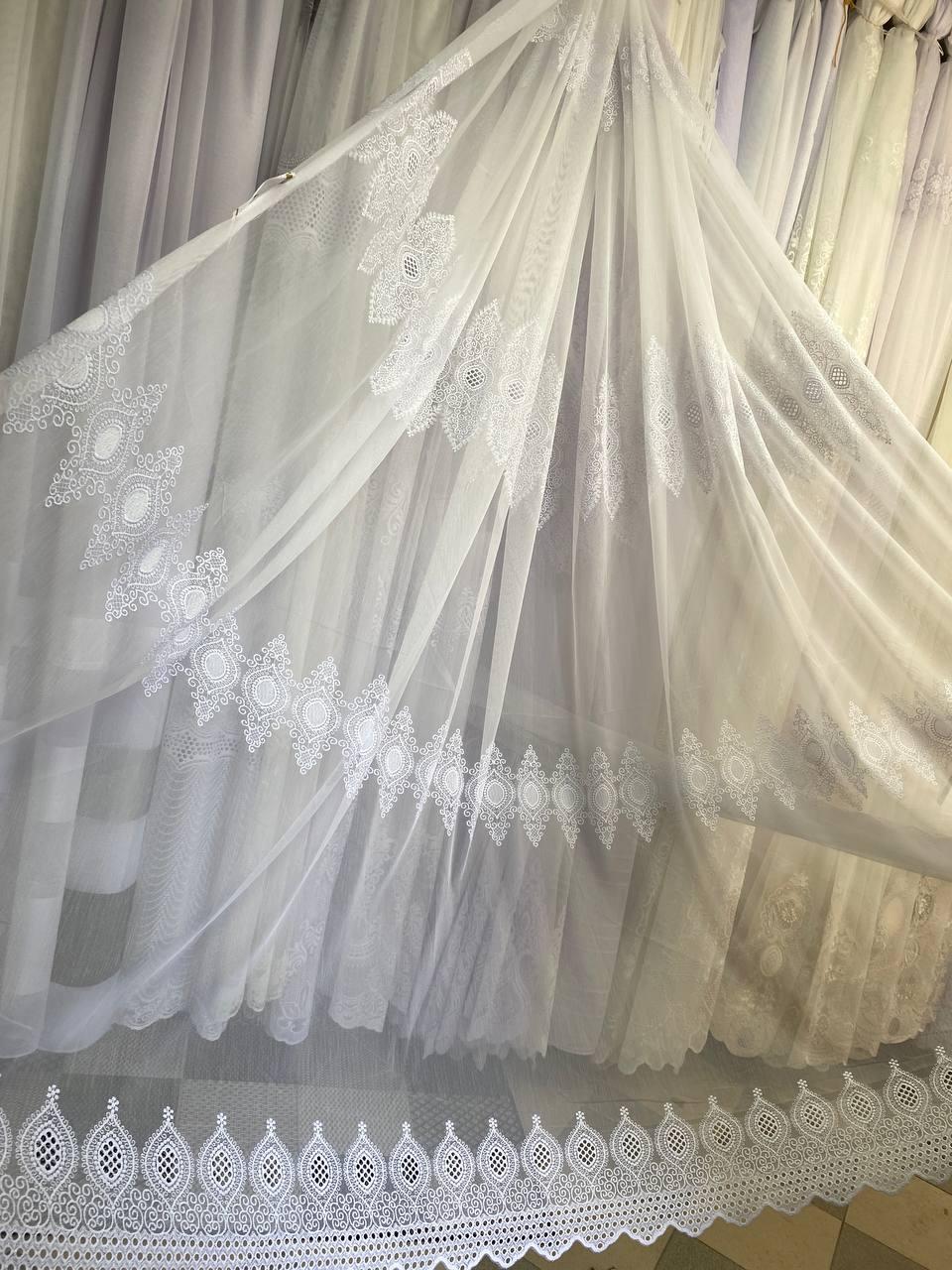 Тюль бамбук заввишки 2,8 м. біла