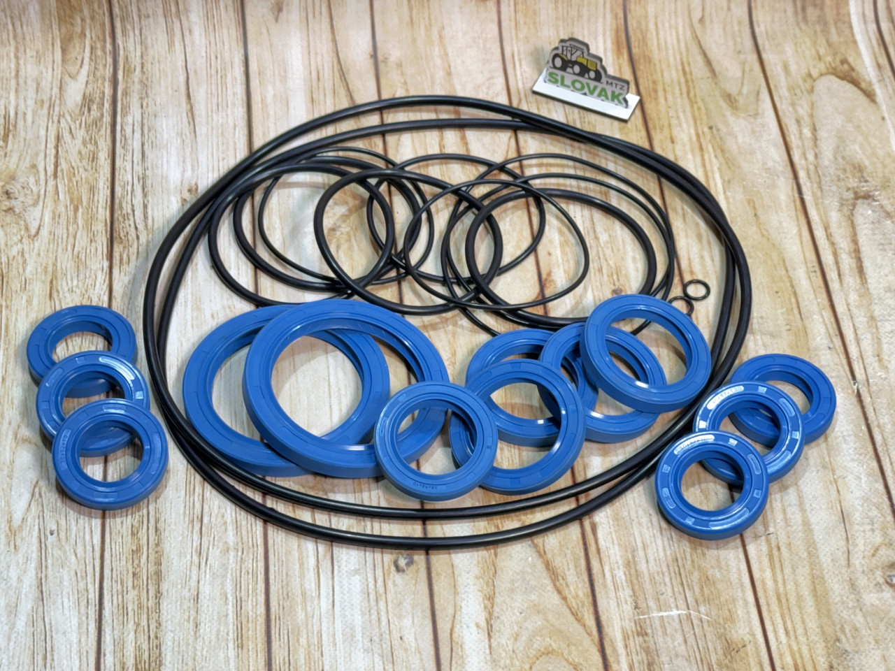 Ремкомплект переднього провідного моста МТЗ повний із манжетами (Силіконові сальники), фото 1