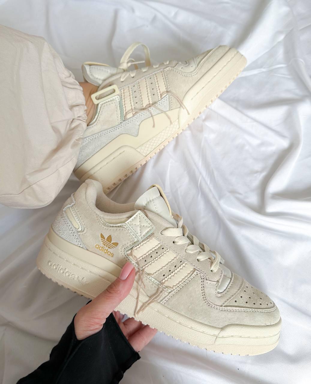 Жіночі кросівки Adidas Forum 84 beige Low Off White Адідас Форум Лов 84 бежеві замшеві демісезонні