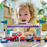Конструктор LEGO DUPLO Town Автомобілі для перегонів і пілоти команд Формули-1, 70 деталей (10445), фото 6