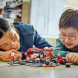 Конструктор LEGO City Піт-стоп і піт-екіпаж F1 з болідом Ferrari 322 деталі (60443), фото 9