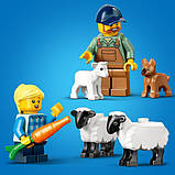 Конструктор LEGO City Червоний фермерський трактор з причепом ілоттю 116 деталей (60461), фото 7
