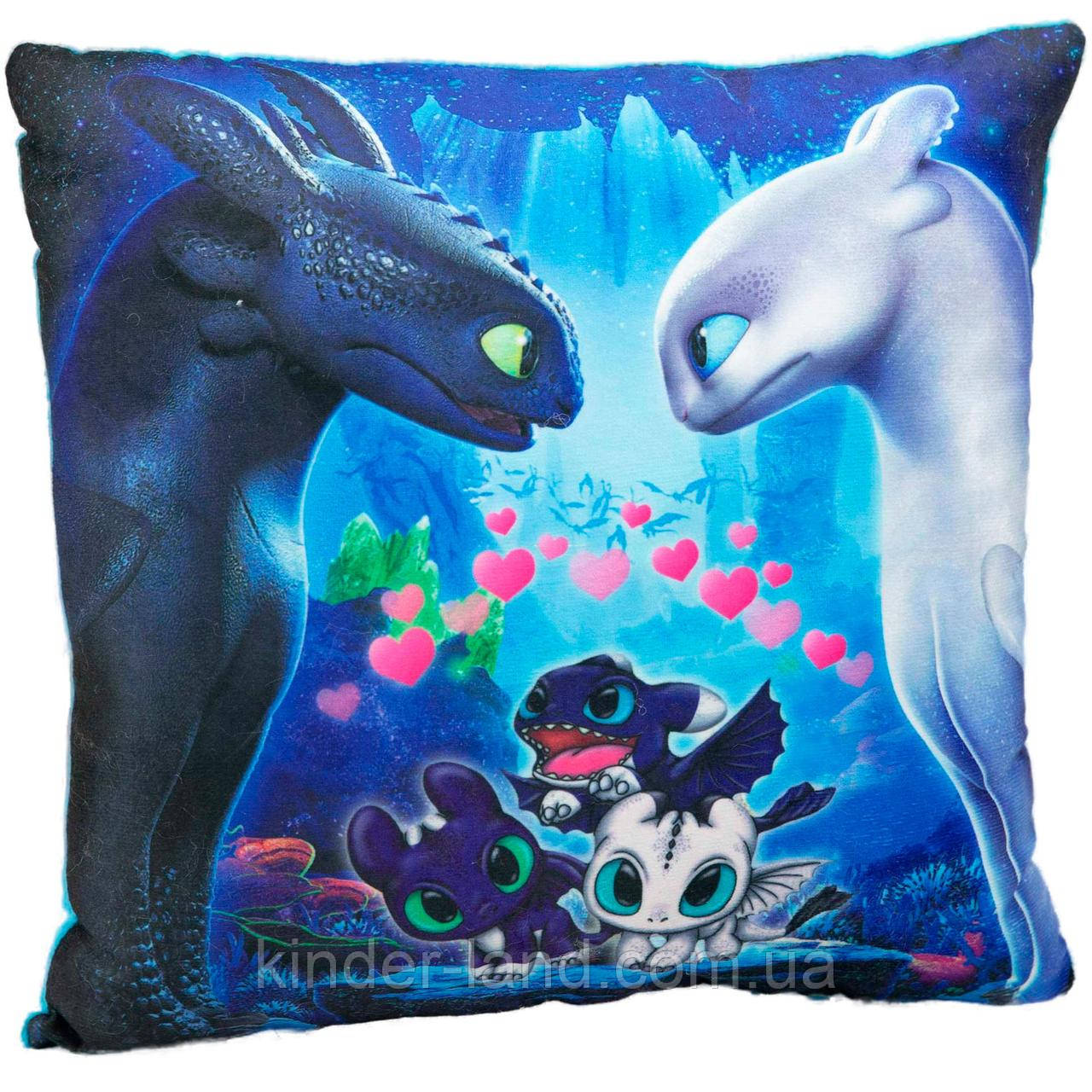 Дитяча подушка "Як приручити дракона", 36 см.