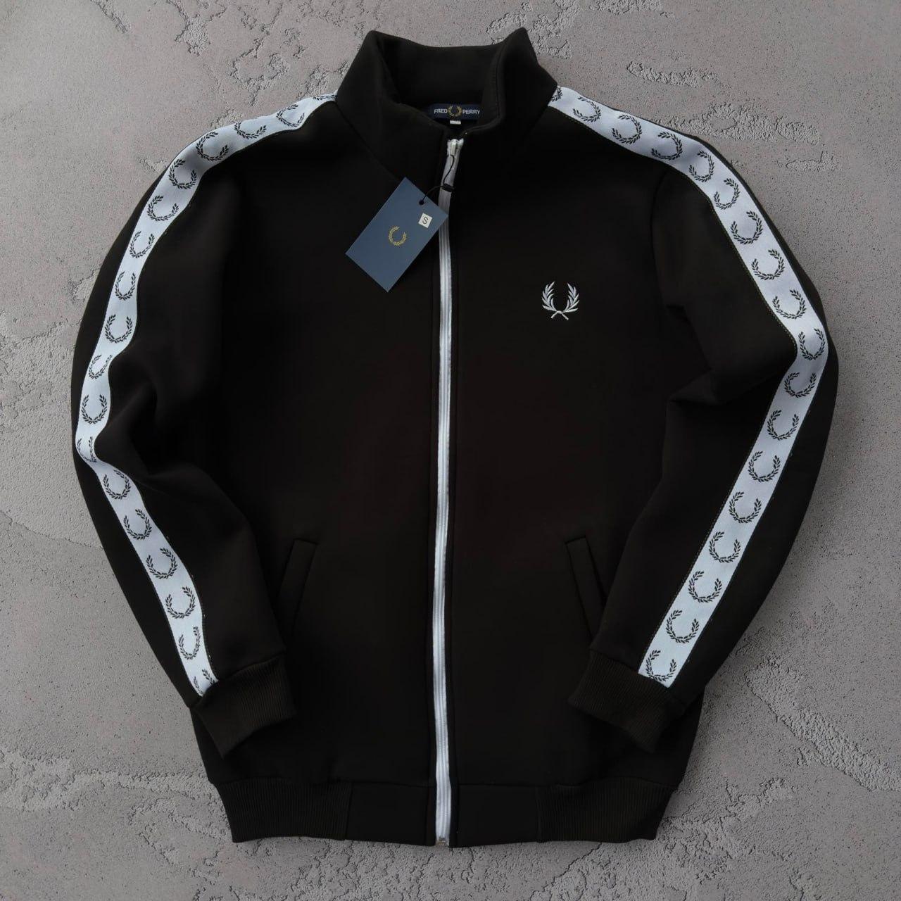 Кофта жіноча Fred Perry зимова з начосом толстовка утеплена олімпійка фред перрі чорна