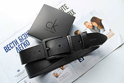 Чоловічий шкіряний ремінь із чорною пряжкою Calvin klein у коробці