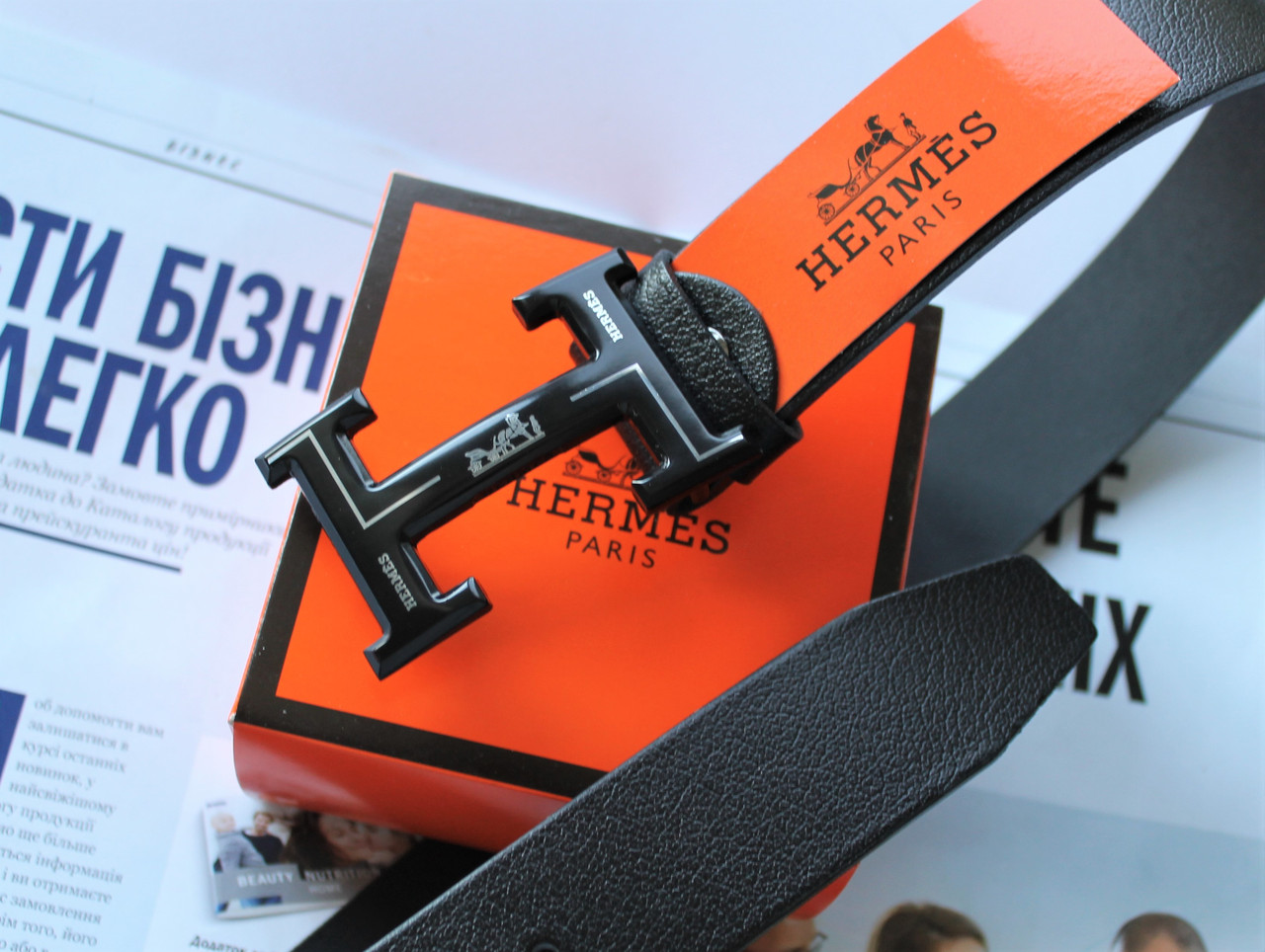 Стильний шкіряний ремінь з чорної пряжкою чорний, фото 1