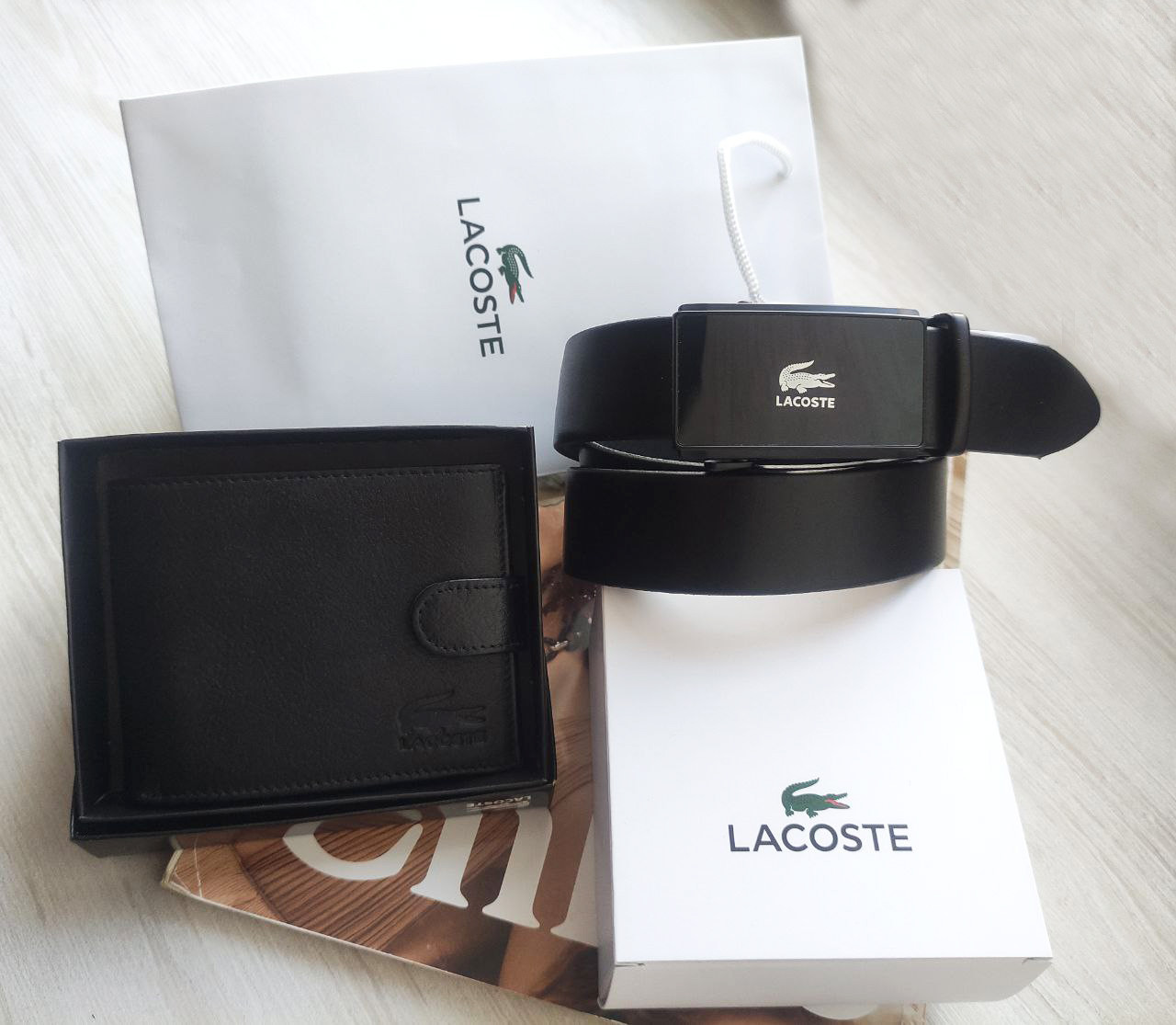 Чоловічий подарунковий набір Lacoste ремінь і гаманець чорний, фото 1