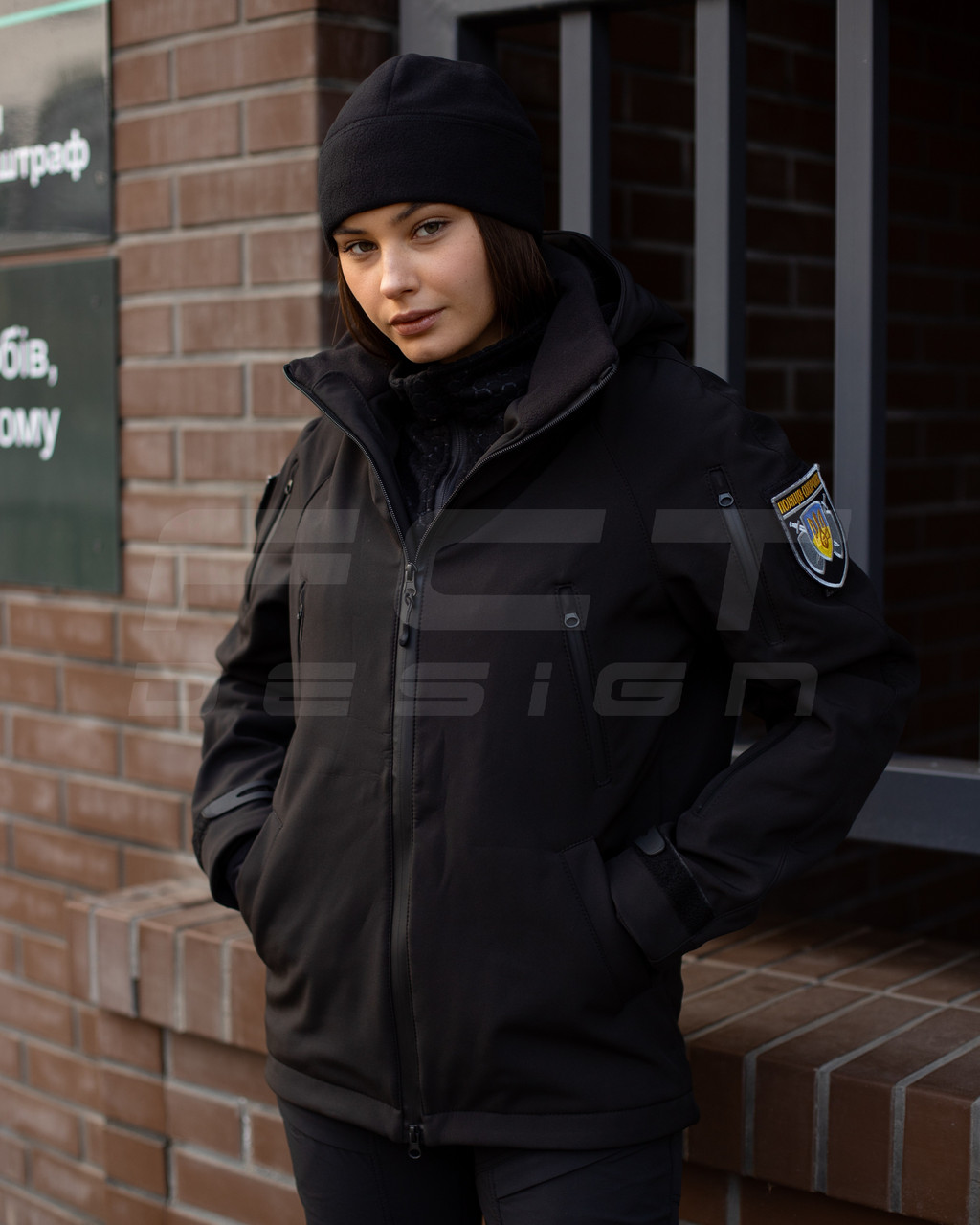 Куртка жіноча тактична зимова Хантер Софтшелл фліс Поліція чорна