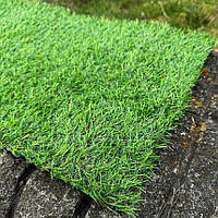 Ширина рулону 1 метр декоративна  вулична штучна трава LG Grass 20 мм.