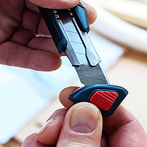 Канцелярський ніж Bosch / Бош 1600A01TH6, 18 мм (Швеція), фото 4