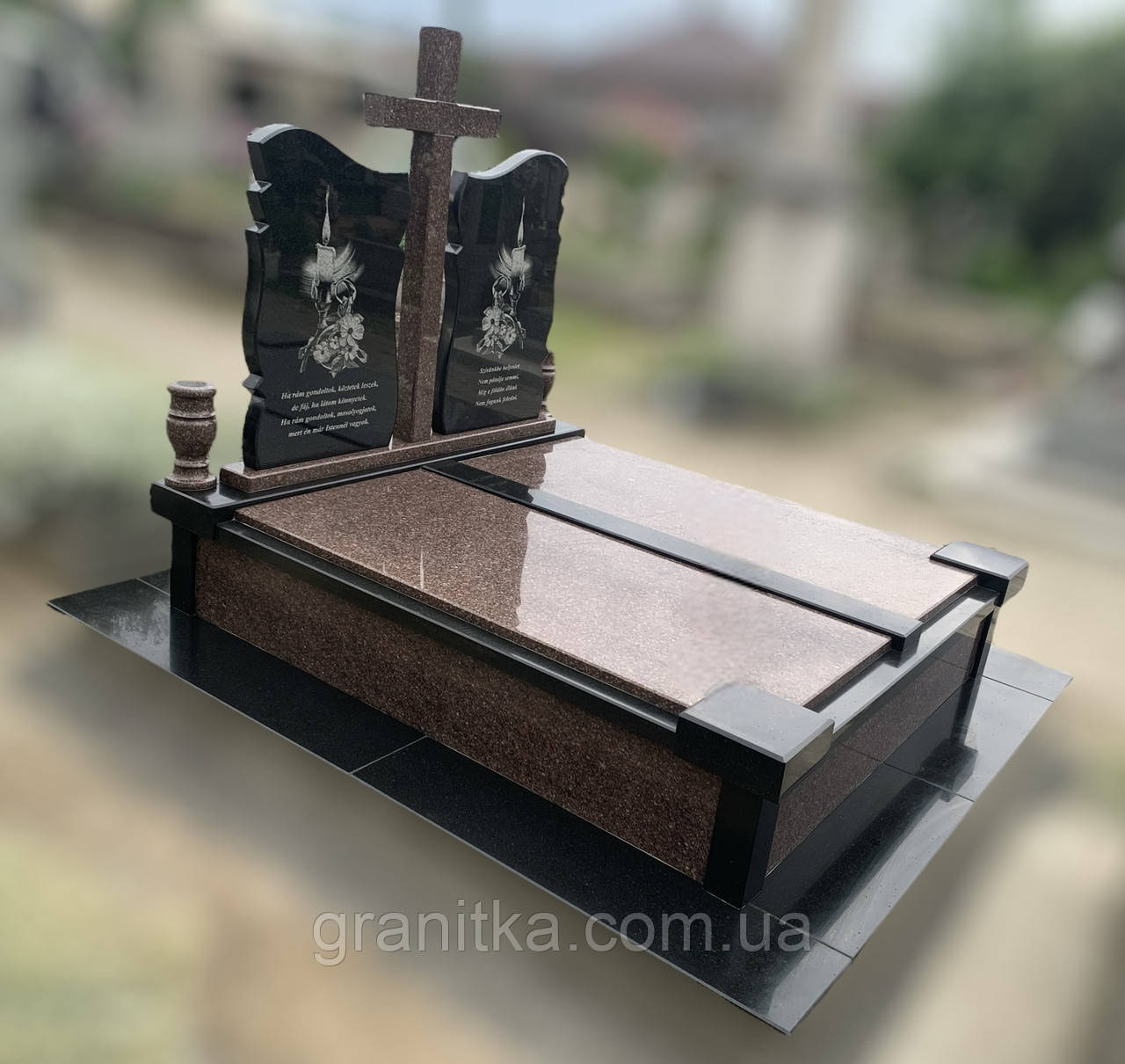Памятник двойний плита чорний граніт 204