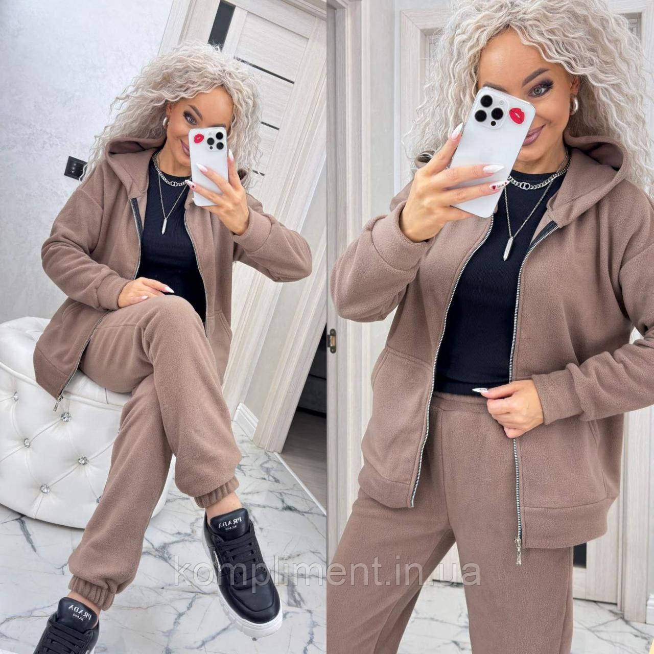 Жіночий модний утеплений спортивний костюм фліс, бежевий ST- 223
