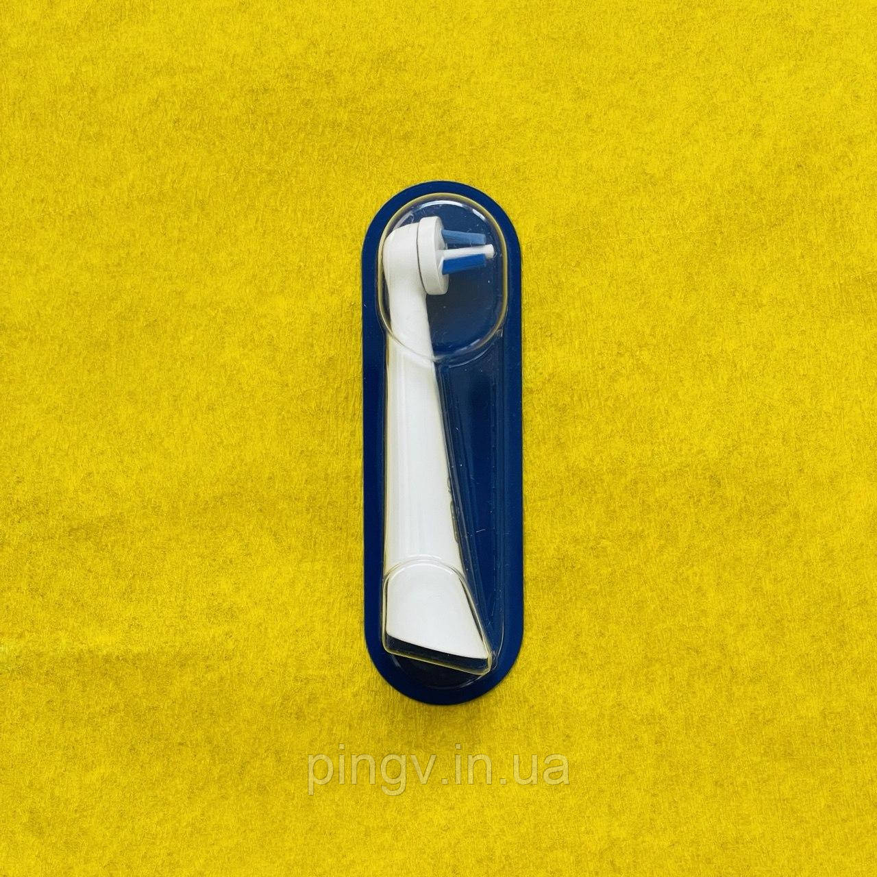 Насадка для електричної зубної щітки Braun Oral-B iO Specialised Clean White 1 шт.