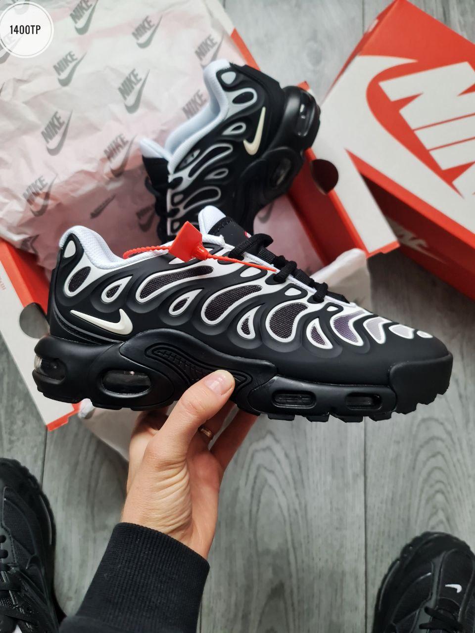 Чоловічі кросівки Nike Air Max Tn Plus Drift Black/White (чорно-білі) спортивні 1400TP Найк vkross