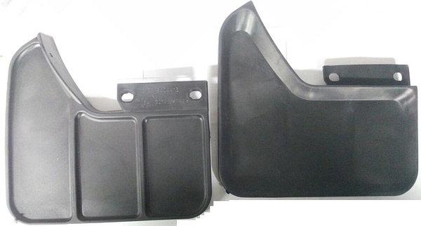 Бризковики задні ВАЗ-2123 старого зразка