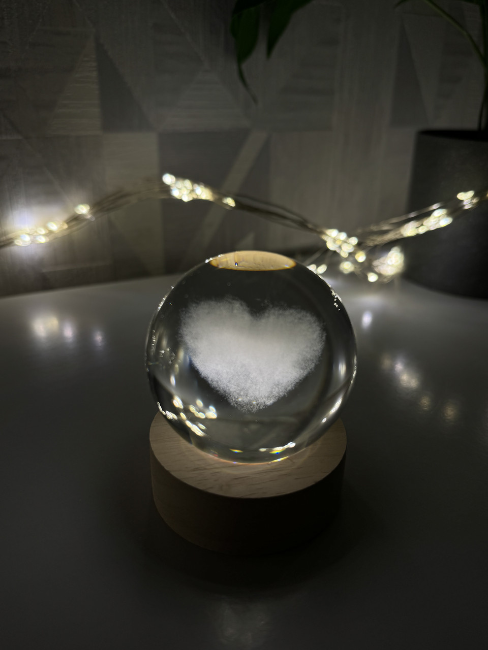 Декоративний 3D-нічник кришталева куля "Пушисте Серце" з Led підсвічуванням на 60мм, прозорий
