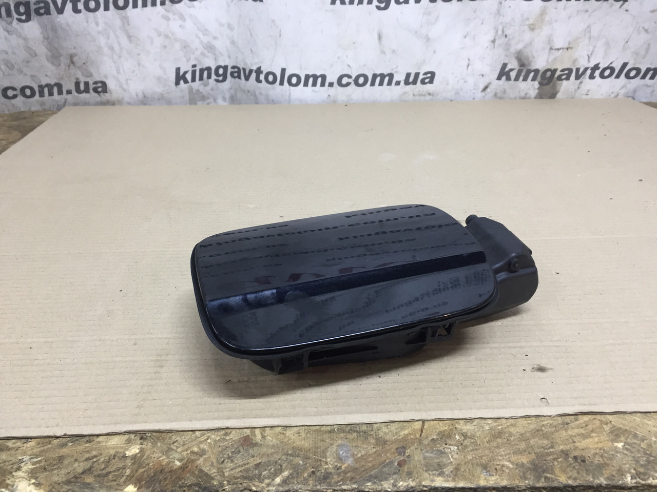 Лючок бензобака Audi A4 B8 8K0809999D, фото 1