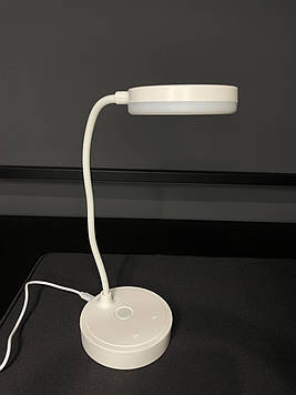 Настільна LED лампа для читання з USB живленням та регульованою яскравістю