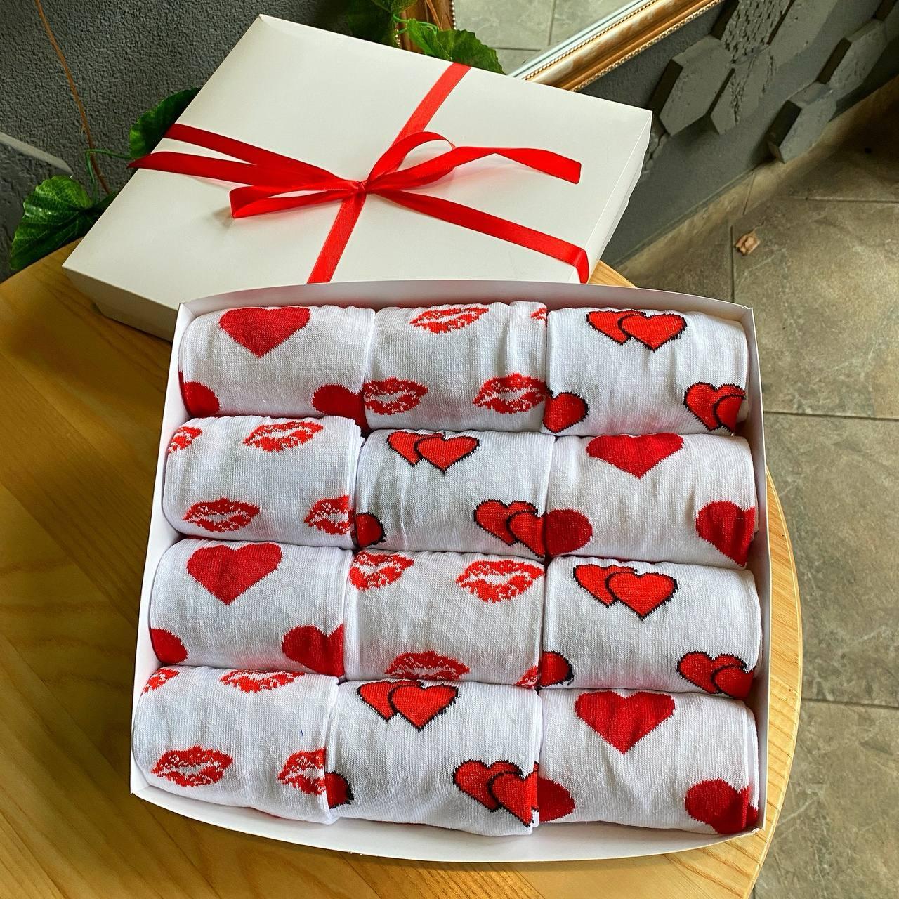 Класний бокс шкарпеток хлопцям на 12 пар 40-45 р білі та якісні, модні бавовняні, оригінальні гарні Br BAR, фото 1