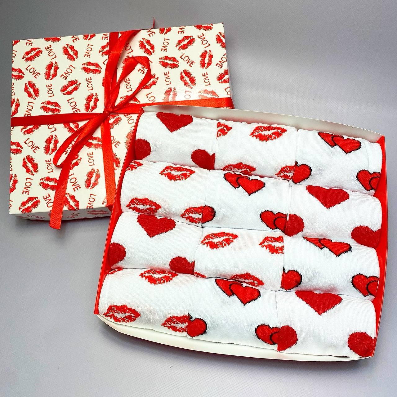 Подарунковий оригінальний набір шкарпеток для чоловіків шкарпетки з поцілунками 12 пар у коробці на день Br BAR, фото 1