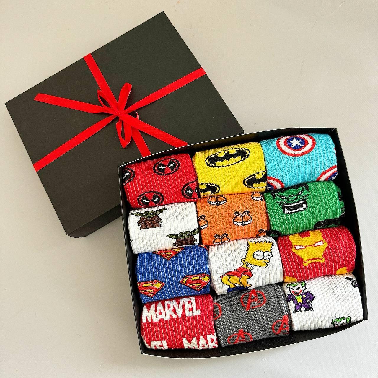 Комплект шкарпеток чоловічих високих демісезонних з яскравими барвистими малюнками героїв Marvel 40-45 12 Br BAR, фото 1